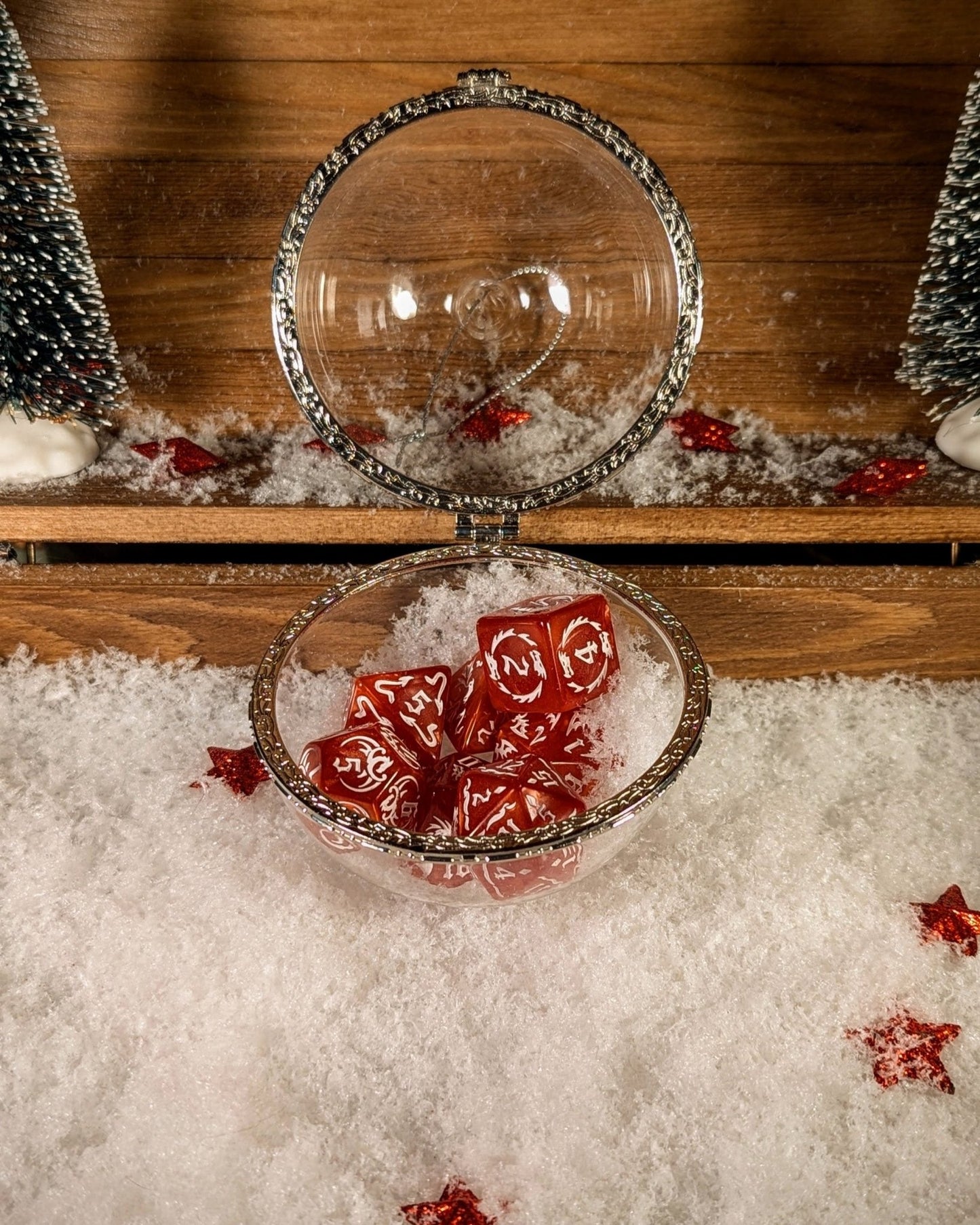 Boule de Noël en Verre – Les Dés du Dragon LégendaireTales of Dice